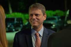 'Nós vamos livrar o Brasil do PT', diz Tarcísio sem comentar sobre possível candidatura