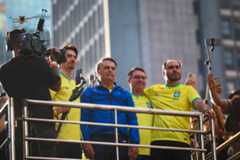 Centrão vê nova janela para chapa presidencial com apoio de Bolsonaro, mas sem Bolsonaros