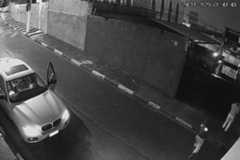 Criminoso se esconde embaixo de caminhão e mata homem em roubo em Osasco (SP)