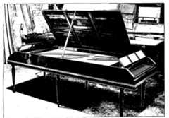 Ficure 6. Johann Andreas Stein. Vis-a-vis piano-harpsichord (1783). Naples Conservatorio di San Pietro a Majella. This and the following photographs were taken at the time of the instrument’s restoration in 1970. Photo courtesy Hors: Rase. ,