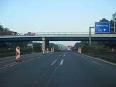 Brücke Friedrich-Ebert-Straße über die A 2 : Blickrichtung nach Osten