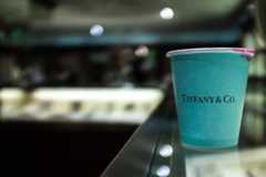 Рецензия на документальный фильм «Без ума от Tiffany»: сколько стоит жить долго и счастливо?
