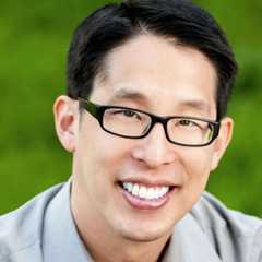 Gene Luen Yang h