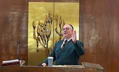 Rabbi Cody Bahir speaking to a local Hadassah chapter at the Congregation Brothers of Israel synagogue in Newtown, Pennsylvania, in early December.