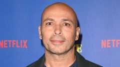 image de la news 8 ans après la comédie culte Problemos, Eric Judor revient avec un film sur un sujet inattendu !