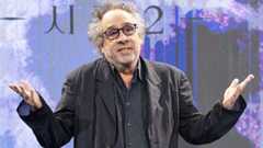 image de la news "Des tétons sur le costume ?" : Tim Burton garde un mauvais souvenir de la période où Batman lui a échappé