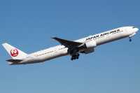 ニュース画像：ピーチ、バニラエアの路線統合で成田/函館線など3路線廃止