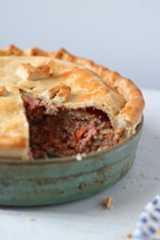 bully beef pie