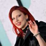 アリアナ・グランデへの迷惑行為で拘束された“パジャママン”、今度はレディー・ガガ公演で退場に