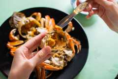 上海蟹の食べ方