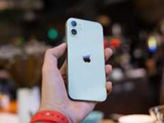 iPhone 12 mini in Green