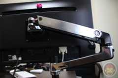エルゴトロン製のモニターアーム「LX Desk Mount LCD Arm」