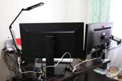 エルゴトロン製のモニターアーム「LX Desk Mount LCD Arm」