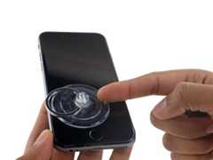 iPhone 6s Battery Replacement: step 13, image 1 of 2