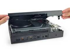 Xbox One Teardown: step 8, image 1 of 1
