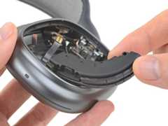 AirPods Max Teardown: step 15, image 1 of 3