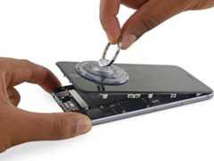 iPhone 6s Battery Replacement: step 12, image 2 of 2