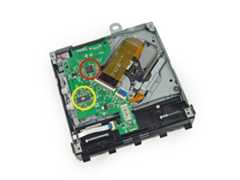 Xbox One Teardown: step 13, image 3 of 3