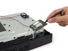 Xbox One Teardown: step 9, image 2 of 3