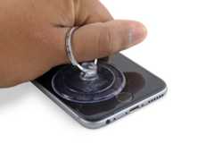 iPhone 6s Battery Replacement: step 6, image 1 of 2