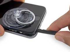 iPhone 6s Battery Replacement: step 8, image 2 of 2