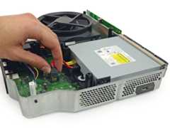 Xbox One Teardown: step 13, image 1 of 3