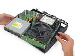 Xbox One Teardown: step 12, image 2 of 3