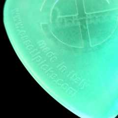 サウンド Essetipicks (エッセティピックス) ZIRIYAB Standard R Lumen その2