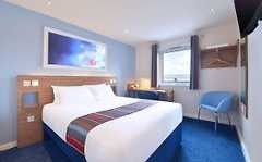 แทรเวลลอดจ์ แมนเชสเตอร์ เซ็นทรัล Hotel Exterior photo
