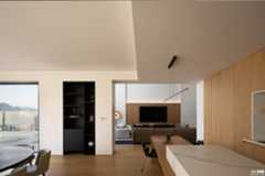 橙设传媒_吉尚设计 | 江景别墅，自然舒适之家