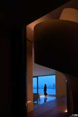 橙设传媒_           空中乐章