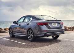 Nissan Sentra 2020 7