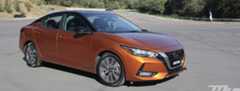 Nissan Sentra 2020, al volante de un sedán que no se parece en nada al anterior (y eso es bueno)