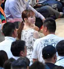 【写真】あっ、あの時の!大相撲客席で注目された「えらい美人」がNHK登場「顔ちっちゃ!!」