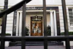 The home of Pakistan's former prime minister Nawaz Sharif is pictured in central London on July 6, 2018. —AFP