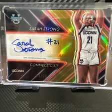 SARAH STRONG GOLD REFRACTOR AUTO /50 ROOKIE 2024-2025 UCONN