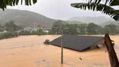 Chuva%20forte%20deixa%2011%20pessoas%20desabrigadas%20em%20Luiz%20Alves%20(SC)