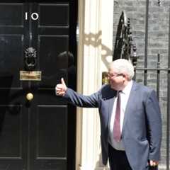 Patrick McLoughlin arrives at Downing Street as Prime Minister Theresa May appoints her cabinet on July 14, 2016