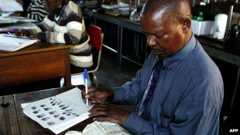 A voter registration official