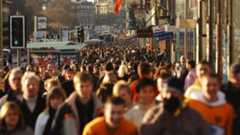 Crowds on Edinburgh streets