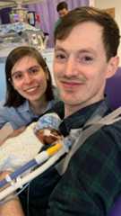 Tŷ Hafan: 'Maen nhw wedi dod yn ail deulu i ni'