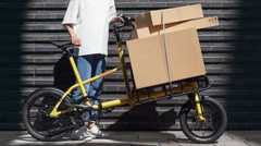 小さい！けどたくさんの荷物が運べるミニカーゴバイク「YOONIT」