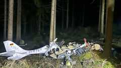 Trümmer eines Flugzeuges