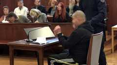 Ein Angeklagter vor Gericht