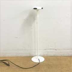【使い勝手のいいスタンドタイプ！】■オカムラ　アクセスポール　電源コンセント4口タイプ【OAタップ】【延長コード】【ACCESS POLE】【ABW】