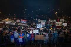 My si tento deň budeme pamätať, odkázala opozícia Ficovi na zhromaždení v Bratislave