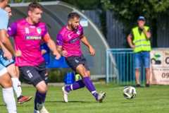 Nevyhrali ani jedno derby, sú tretí od konca, tréner skončil