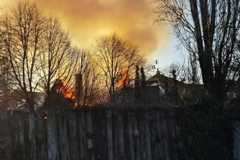 V Dunajskej Strede horelo, hustý dym bolo vidno už z diaľky