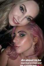 Lady GaGa自认与男友分手 曾多次当众接吻被拍