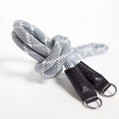 EXTENDED PHOTOGRAPHIC MATERIAL ヨセミテカメラストラップ 105cm エルキャピタングレー 30027 リングガードなし